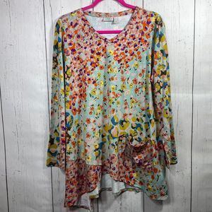 Logo By Lori Goldstein Floral V Neck Relaxed Fit Top